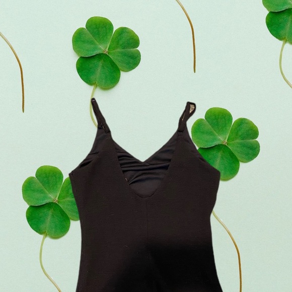 Dolly Girl knit material little black dress - Picture 2 of 4